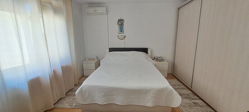 Brancoveanu, casa/vila 5 camere, S+P+1Et+M, adapost ALA, garaj, comision 0%